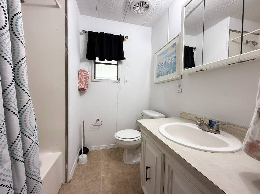 5 Tahitian a Ellenton, FL Mobile or Manufactured Home for Sale